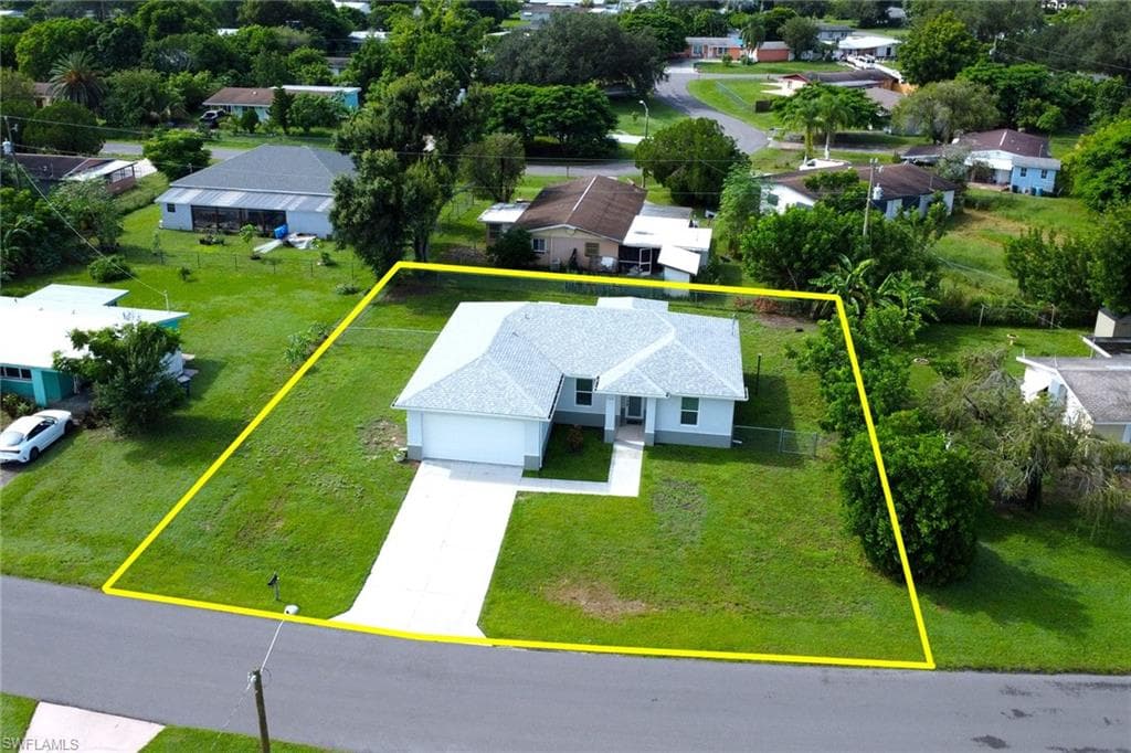 508 Coolidge Ave, Lehigh Acres, FL 33936-2