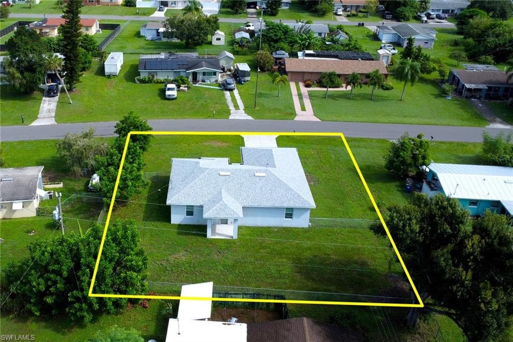 508 Coolidge Ave, Lehigh Acres, FL 33936-32