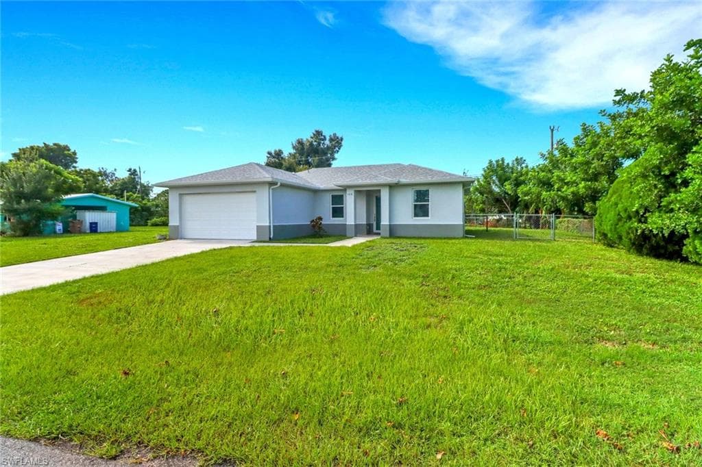 508 Coolidge Ave, Lehigh Acres, FL 33936-4