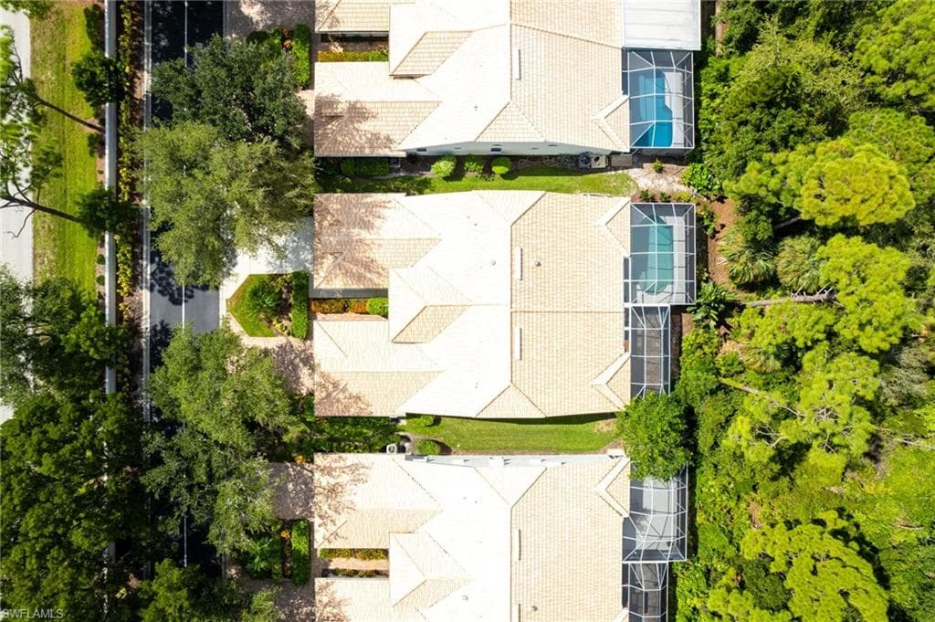 754 Wiggins Bay 14l Dr, Naples, FL 34110-32
