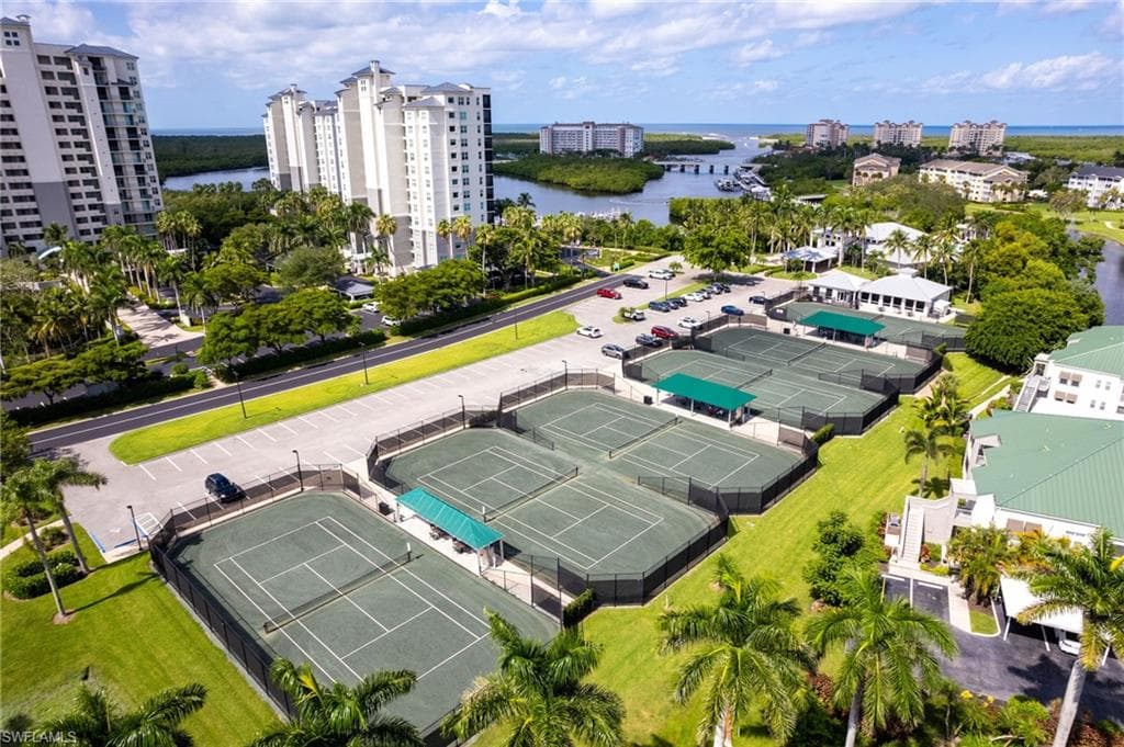 754 Wiggins Bay 14l Dr, Naples, FL 34110-40