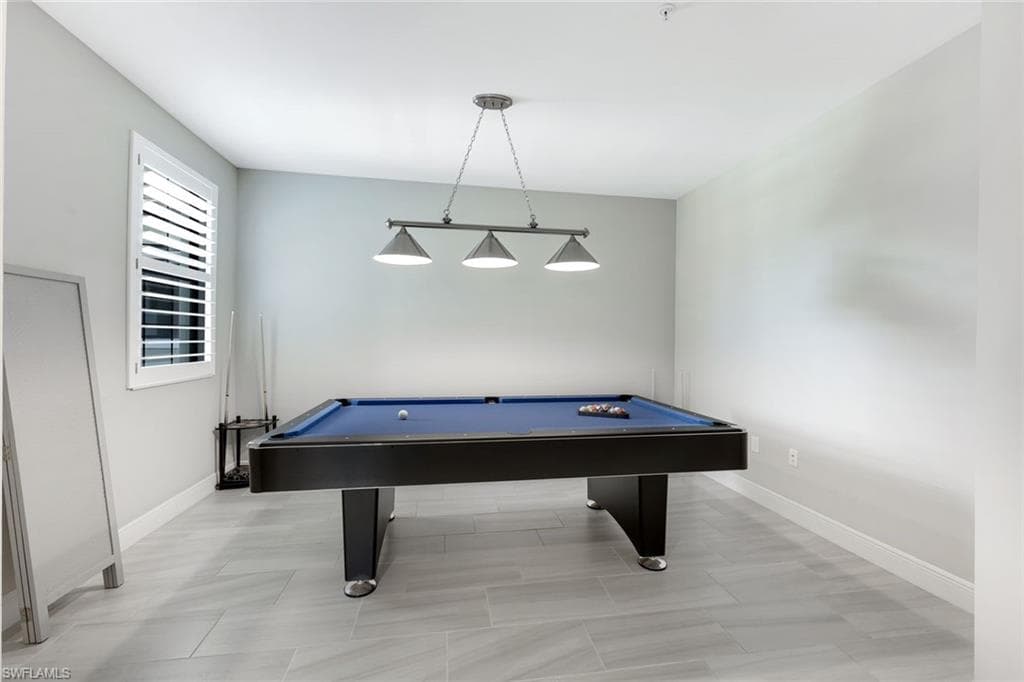 2185 Frangipani Cir 202, Naples, FL 34120-24