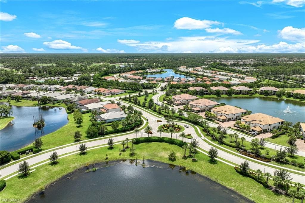 2185 Frangipani Cir 202, Naples, FL 34120-35