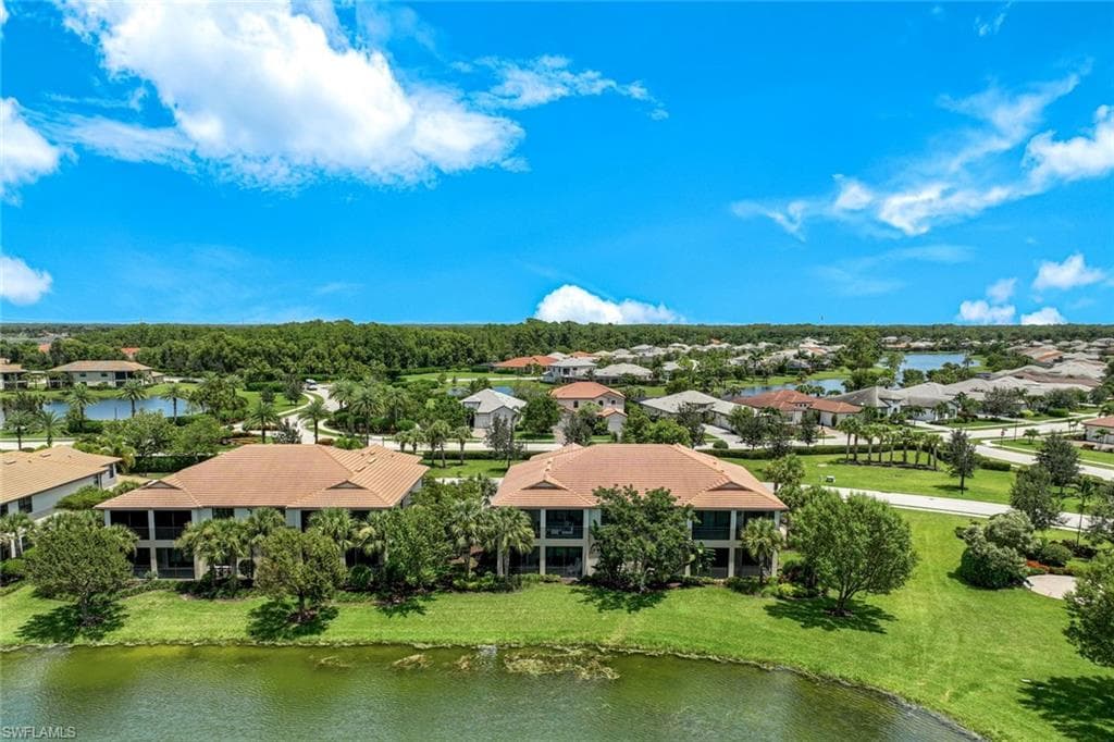 2185 Frangipani Cir 202, Naples, FL 34120-37