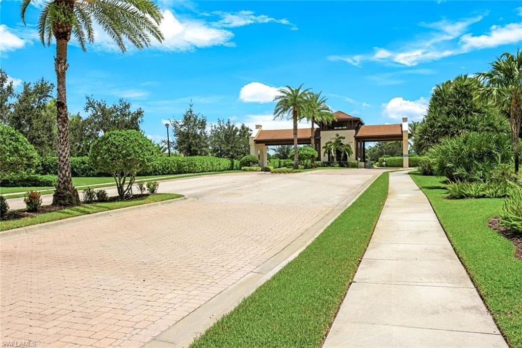 2185 Frangipani Cir 202, Naples, FL 34120-43