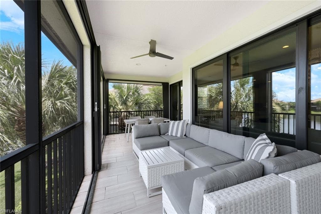 2185 Frangipani Cir 202, Naples, FL 34120-6