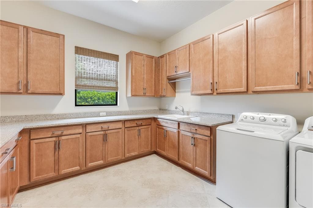 12749 Dundee Ln, Naples, FL 34120-23