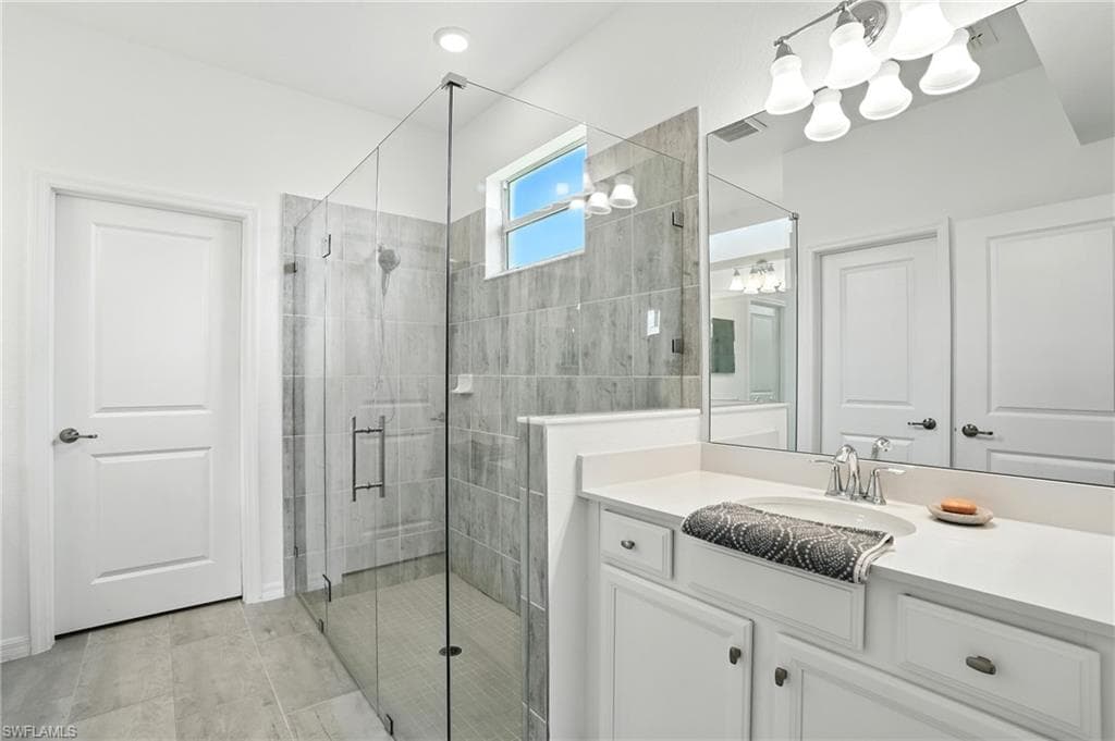 1676 Alameda Dr, Naples, FL 34120-25