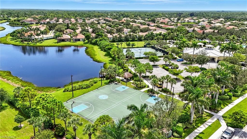 1676 Alameda Dr, Naples, FL 34120-47