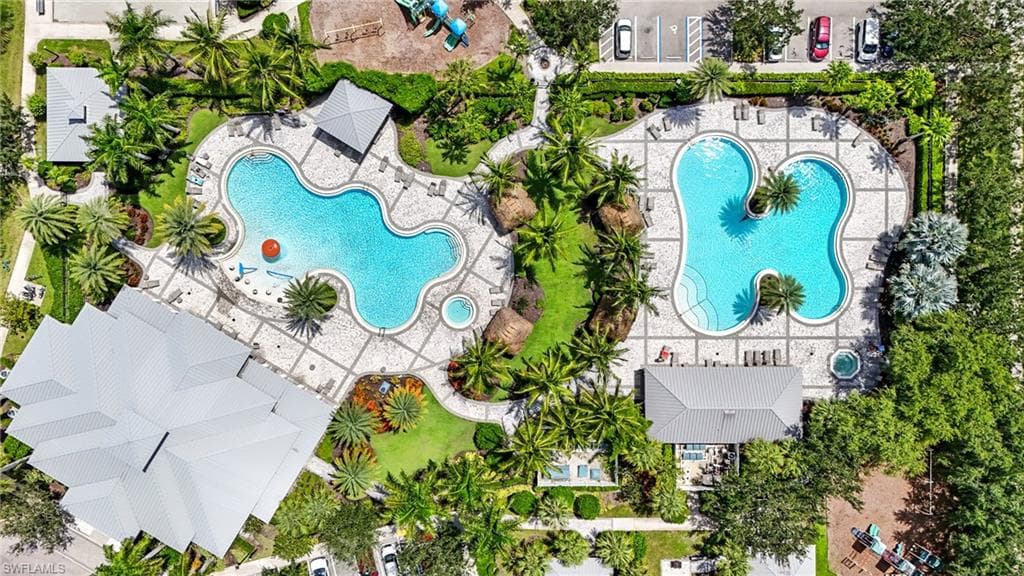 1676 Alameda Dr, Naples, FL 34120-49