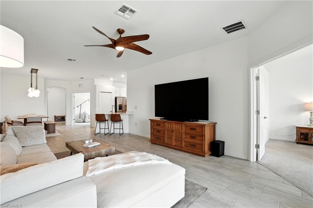 1676 Alameda Dr, Naples, FL 34120-8