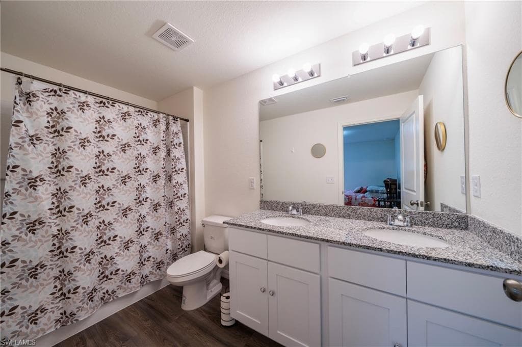 8005 Melody Cir, Labelle, FL 33935-19