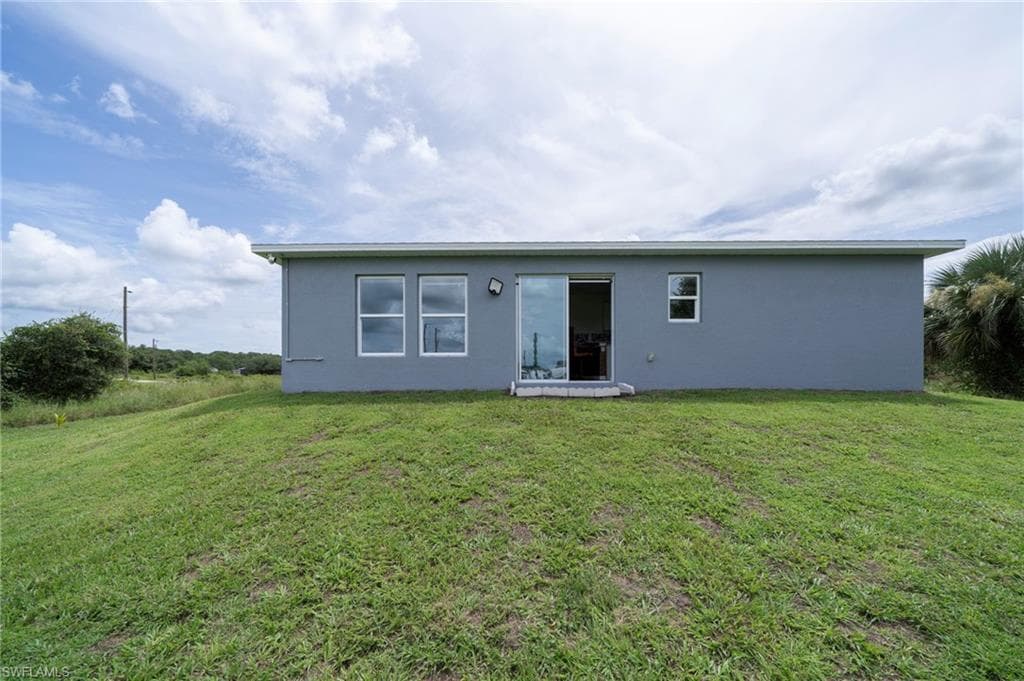8005 Melody Cir, Labelle, FL 33935-31