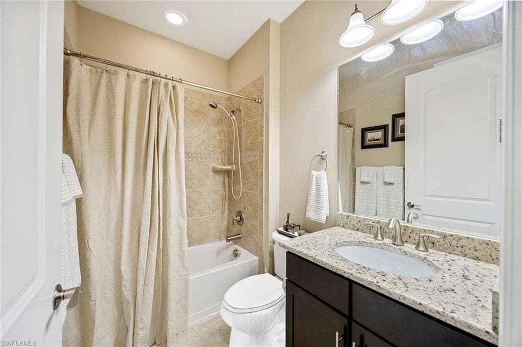 7049 Live Oak Dr, Naples, FL 34114-22
