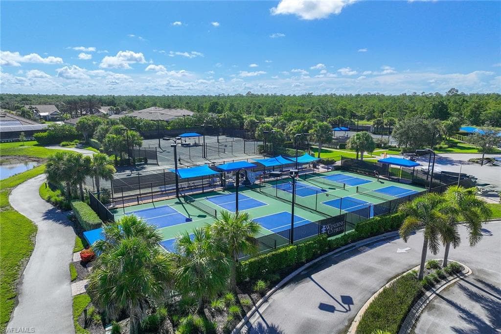 7049 Live Oak Dr, Naples, FL 34114-35
