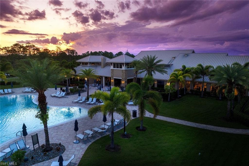 7049 Live Oak Dr, Naples, FL 34114-45