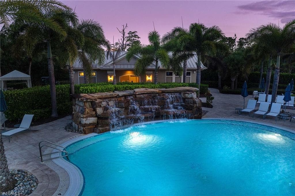 7049 Live Oak Dr, Naples, FL 34114-47