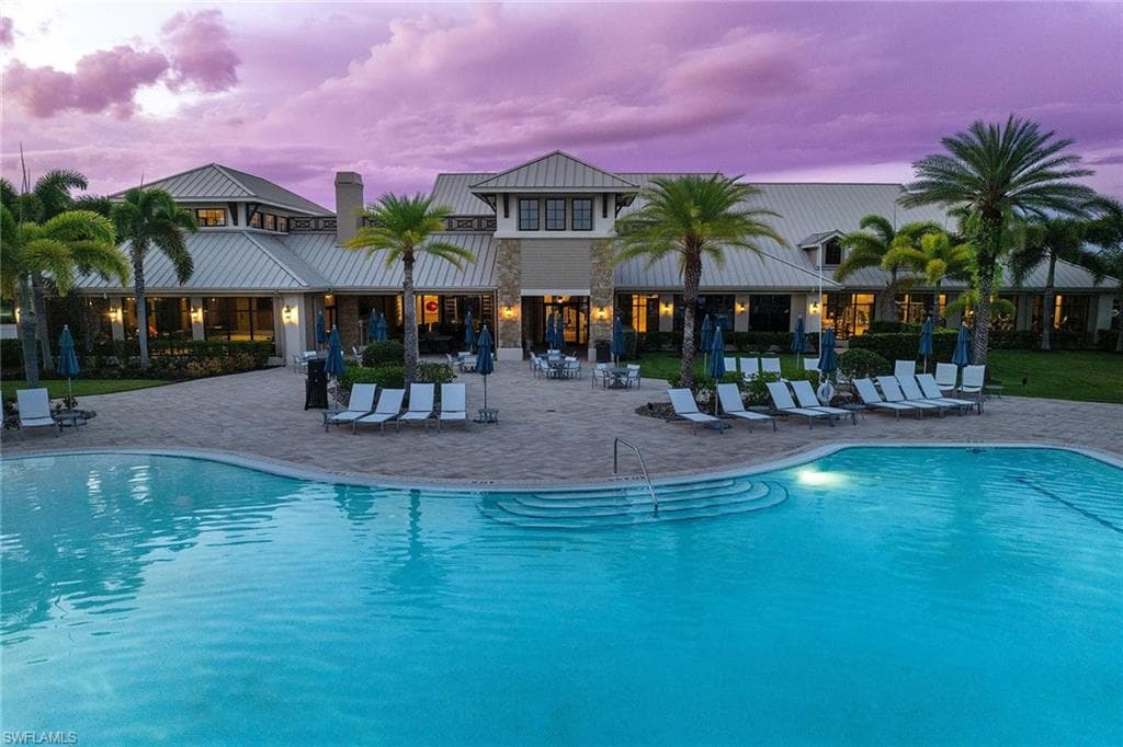 7049 Live Oak Dr, Naples, FL 34114-48