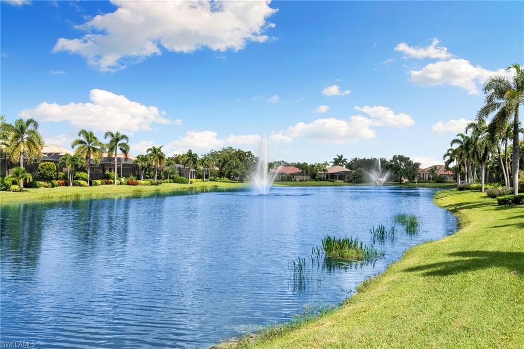 5962 Hammock Isles Cir, Naples, FL 34119-36
