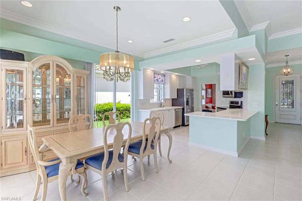 3794 Whidbey Way, Naples, FL 34119-16