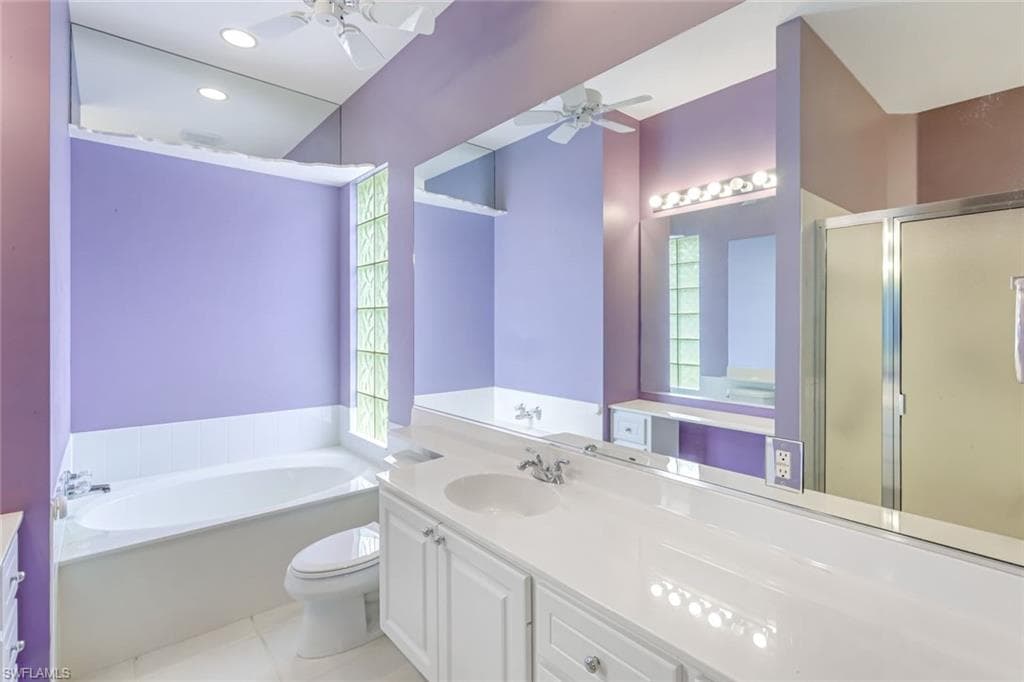 3794 Whidbey Way, Naples, FL 34119-21