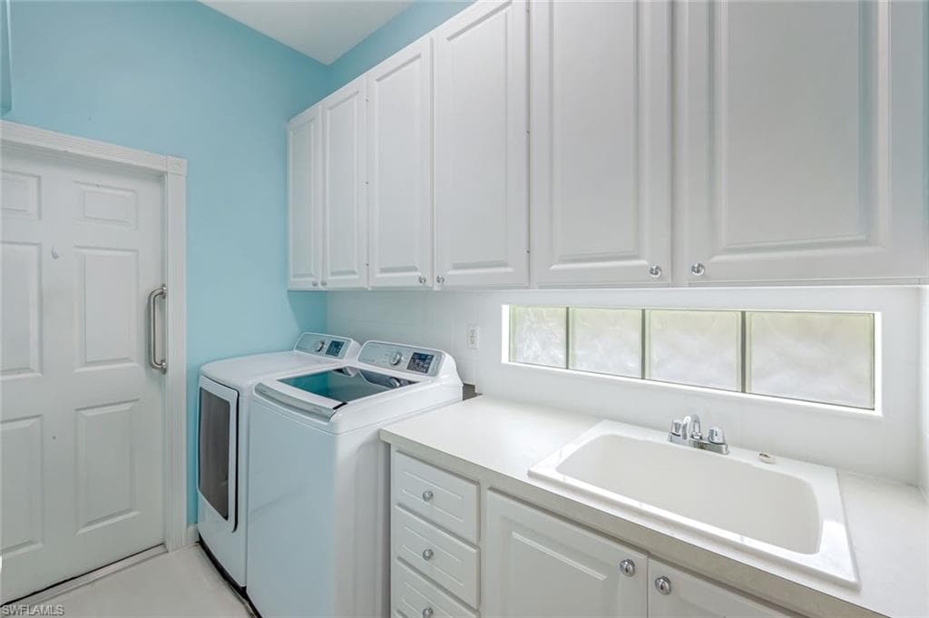 3794 Whidbey Way, Naples, FL 34119-25