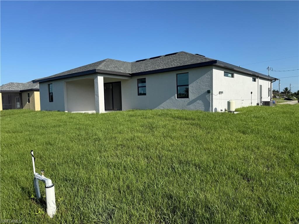 4907 Berryman St, Lehigh Acres, FL 33971-4