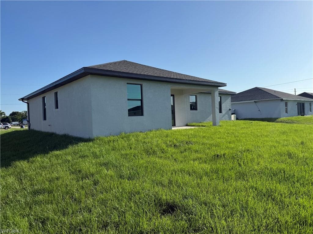 4907 Berryman St, Lehigh Acres, FL 33971-5