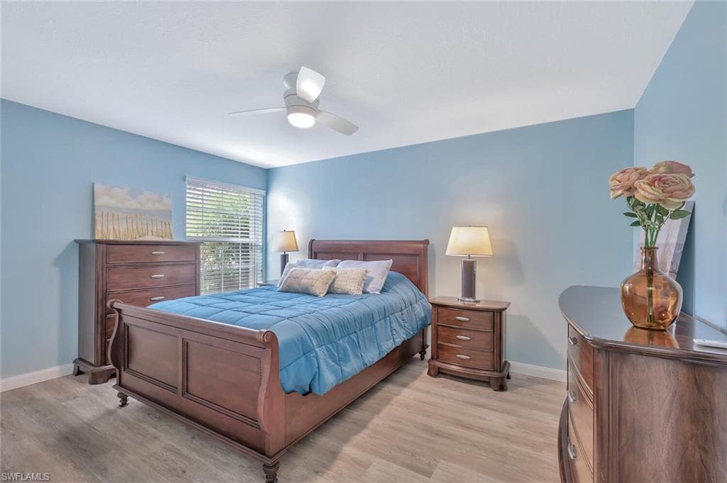 8165 Xenia Ln, Naples, FL 34114-24