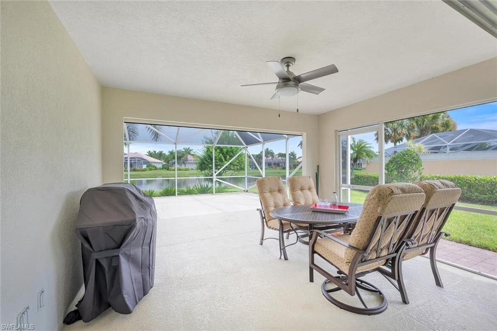 8165 Xenia Ln, Naples, FL 34114-28