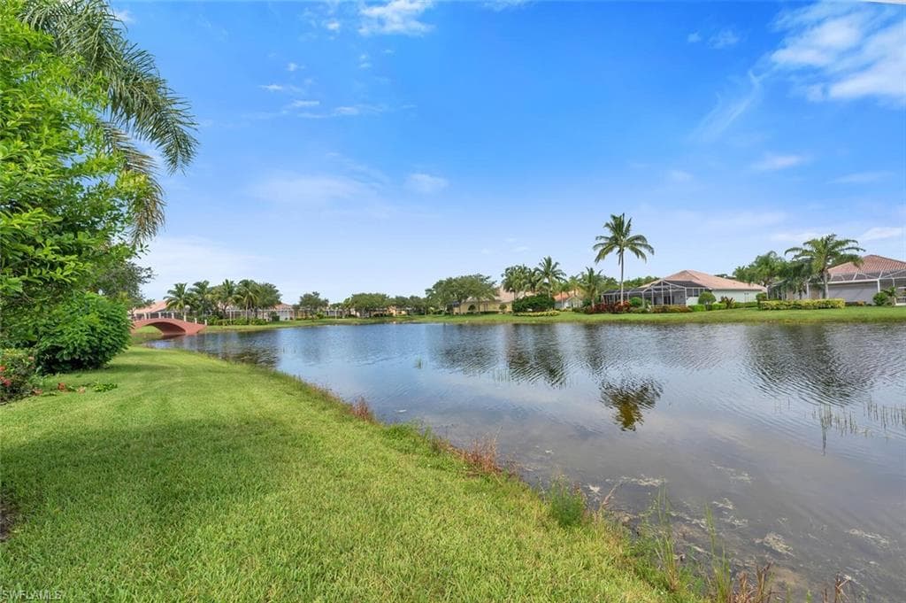 8165 Xenia Ln, Naples, FL 34114-35