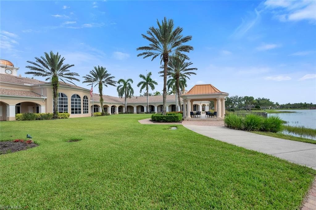 8165 Xenia Ln, Naples, FL 34114-47