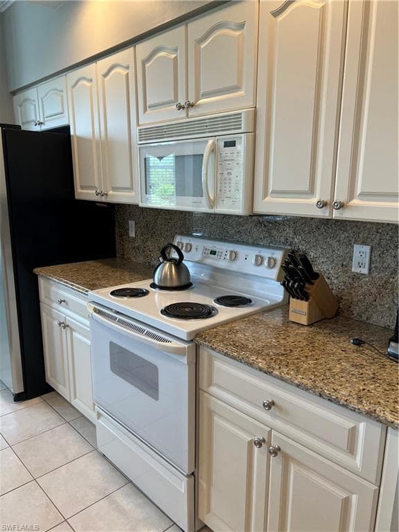 7625 Arbor Lakes Ct 332, Naples, FL 34112-4