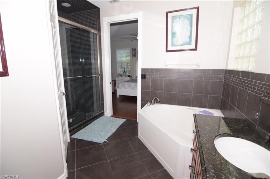 28315 Hidden Lake Dr, Bonita Springs, FL 34134-19