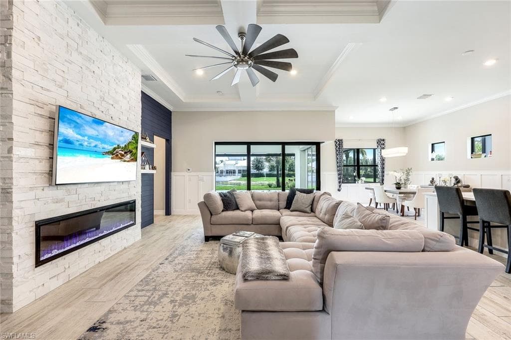 9112 Snowy Owl Way, Naples, FL 34120-5