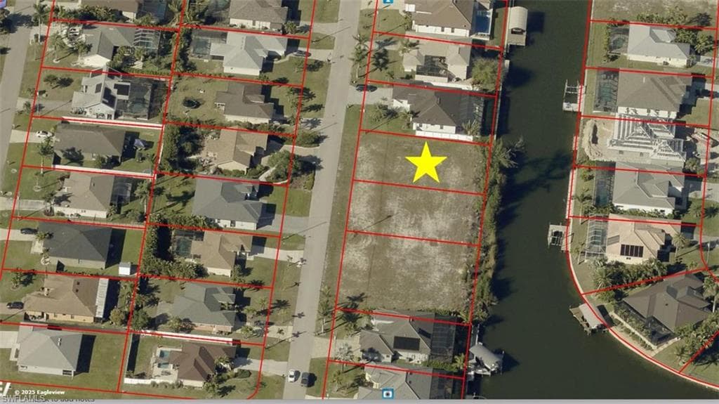 2731 17th Pl, Cape Coral, FL 33914-1