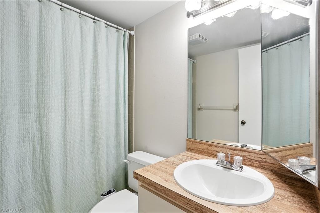 1524 Mainsail Dr 8, Naples, FL 34114-16