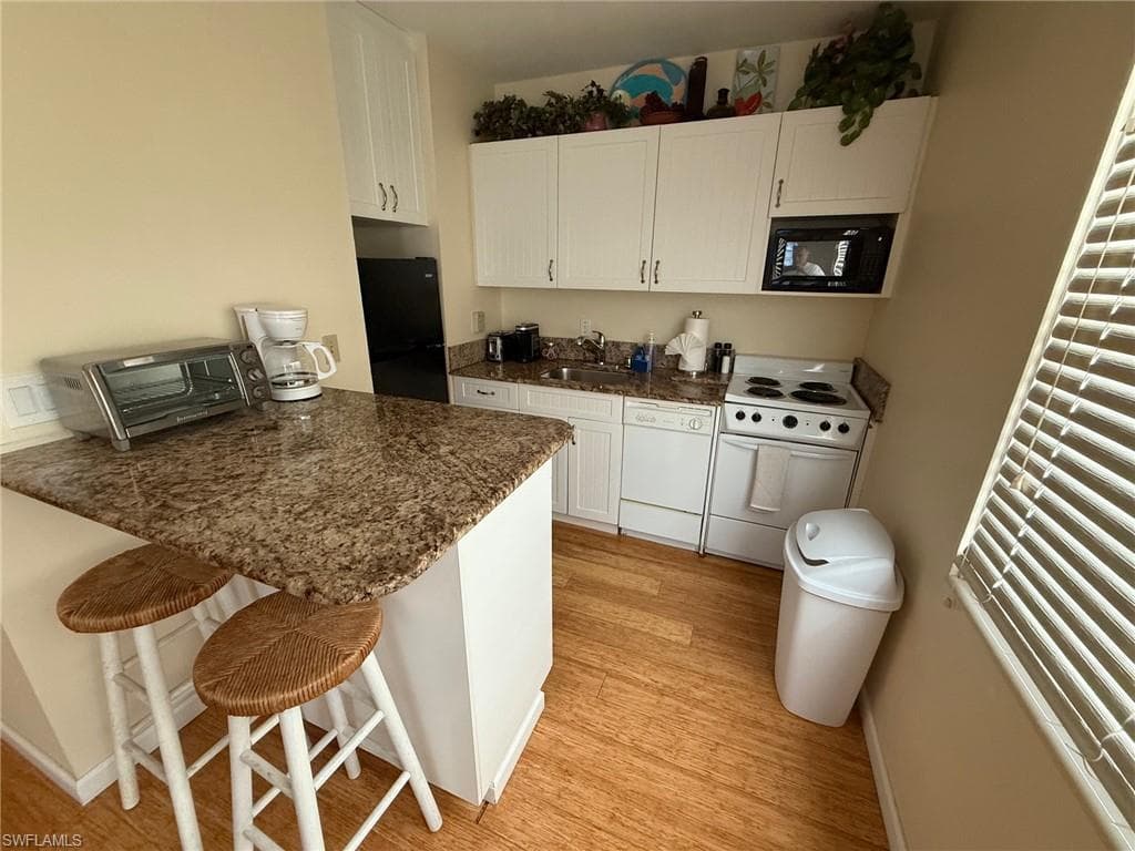 1170 Edington Pl B6, Marco Island, FL 34145-9
