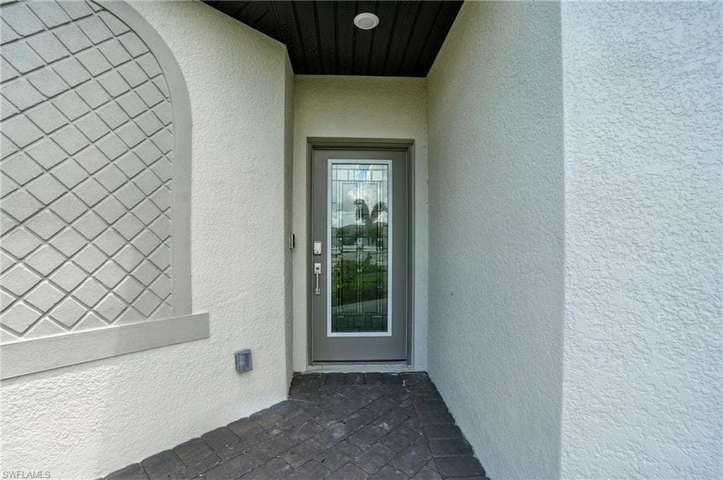 19604 Hinkley Dr, Estero, FL 33928-9
