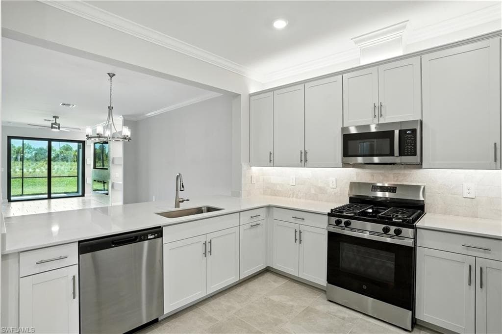 19604 Hinkley Dr, Estero, FL 33928-22