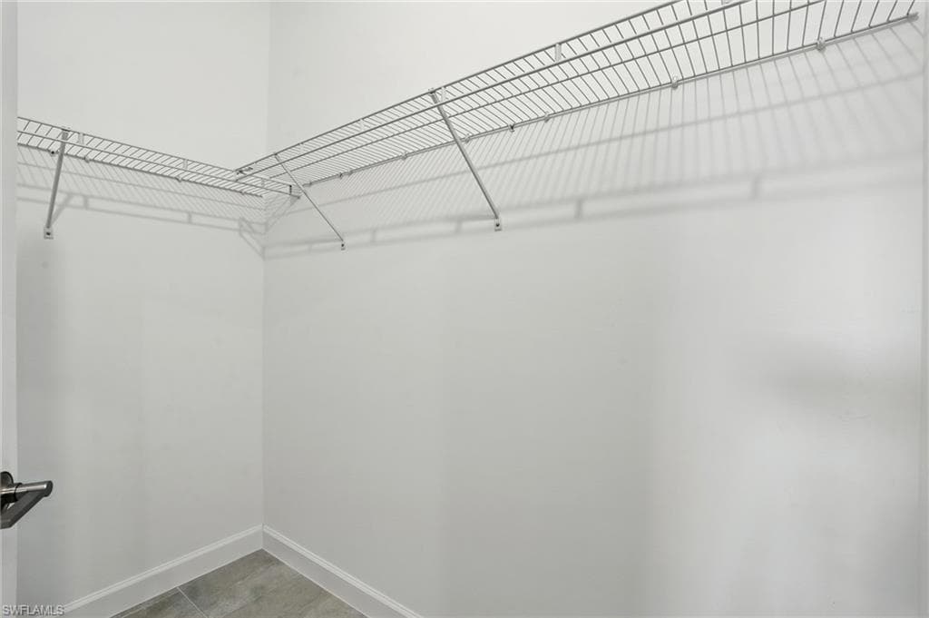 19604 Hinkley Dr, Estero, FL 33928-28