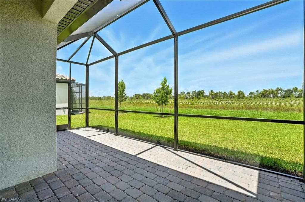 19604 Hinkley Dr, Estero, FL 33928-38