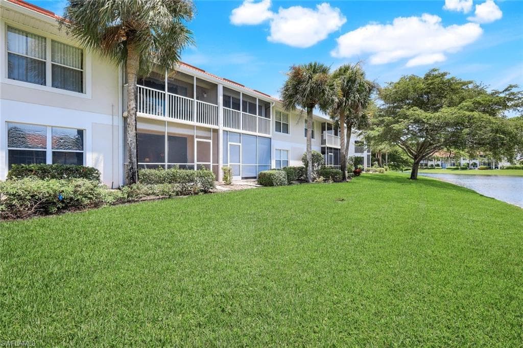 5015 Cedar Springs Dr 103, Naples, FL 34110-22