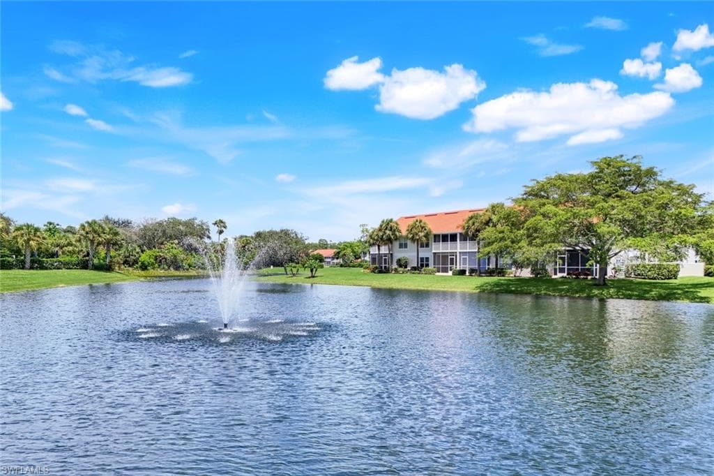 5015 Cedar Springs Dr 103, Naples, FL 34110-24