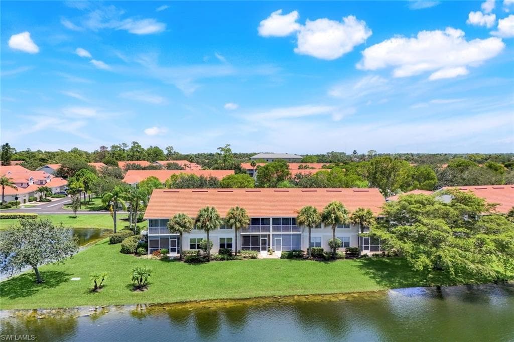 5015 Cedar Springs Dr 103, Naples, FL 34110-28