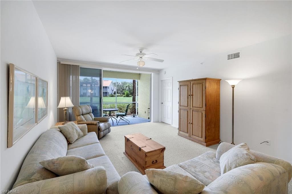 5015 Cedar Springs Dr 103, Naples, FL 34110-8