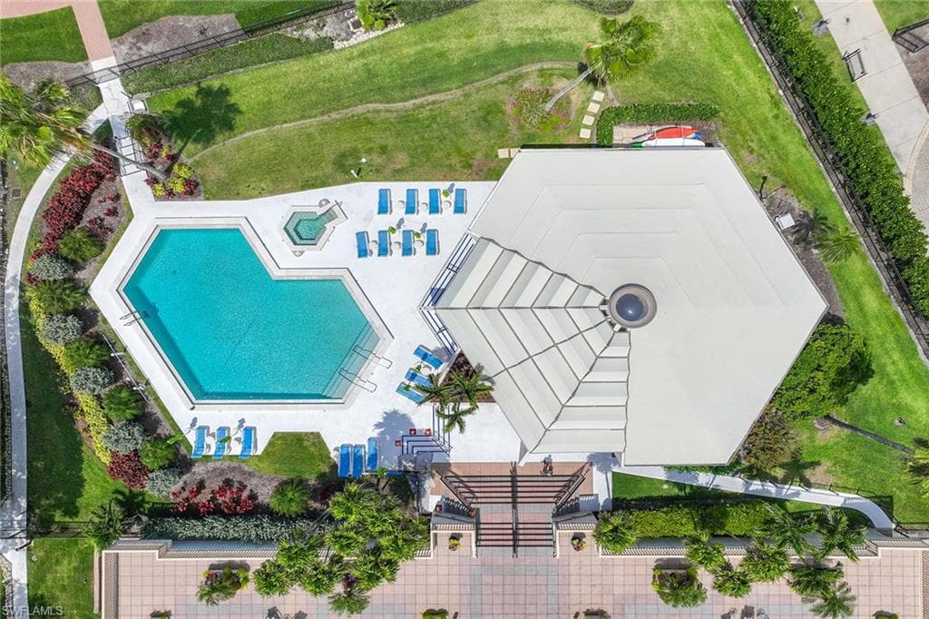 4031 Gulf Shore Blvd N 10c, Naples, FL 34103-37