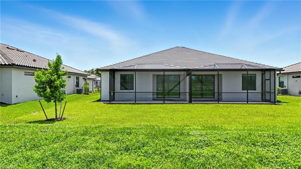 19608 Hinkley Dr, Estero, FL 33928-39