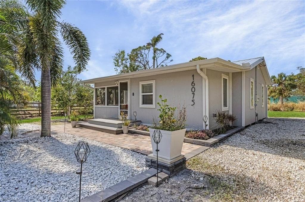 16075 Quail Trl, Bokeelia, FL 33922-1