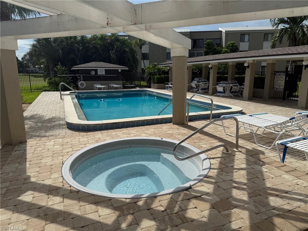 3655 Boca Ciega Dr 201, Naples, FL 34112-26